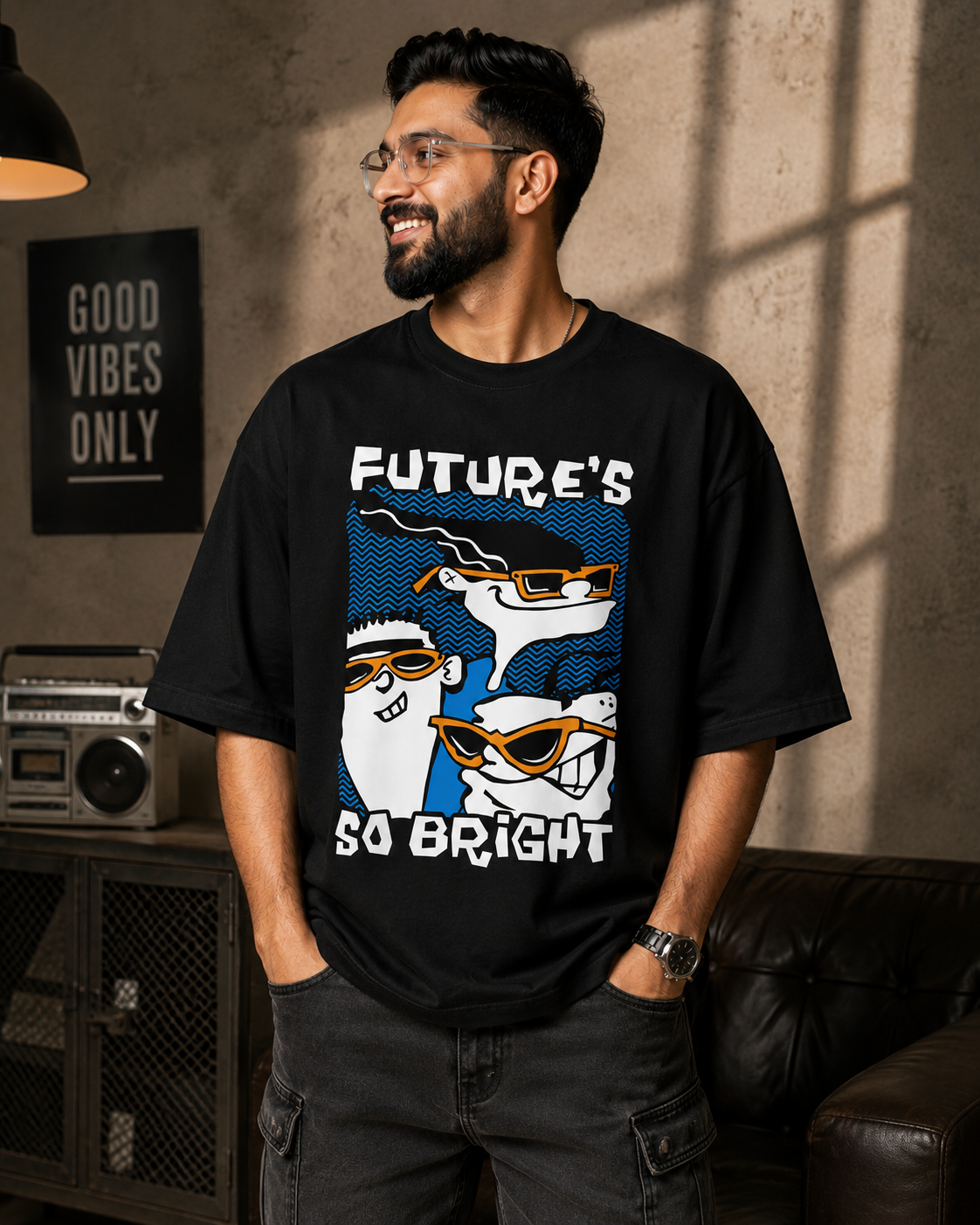 Oversized Tshirt - Black Future's bright